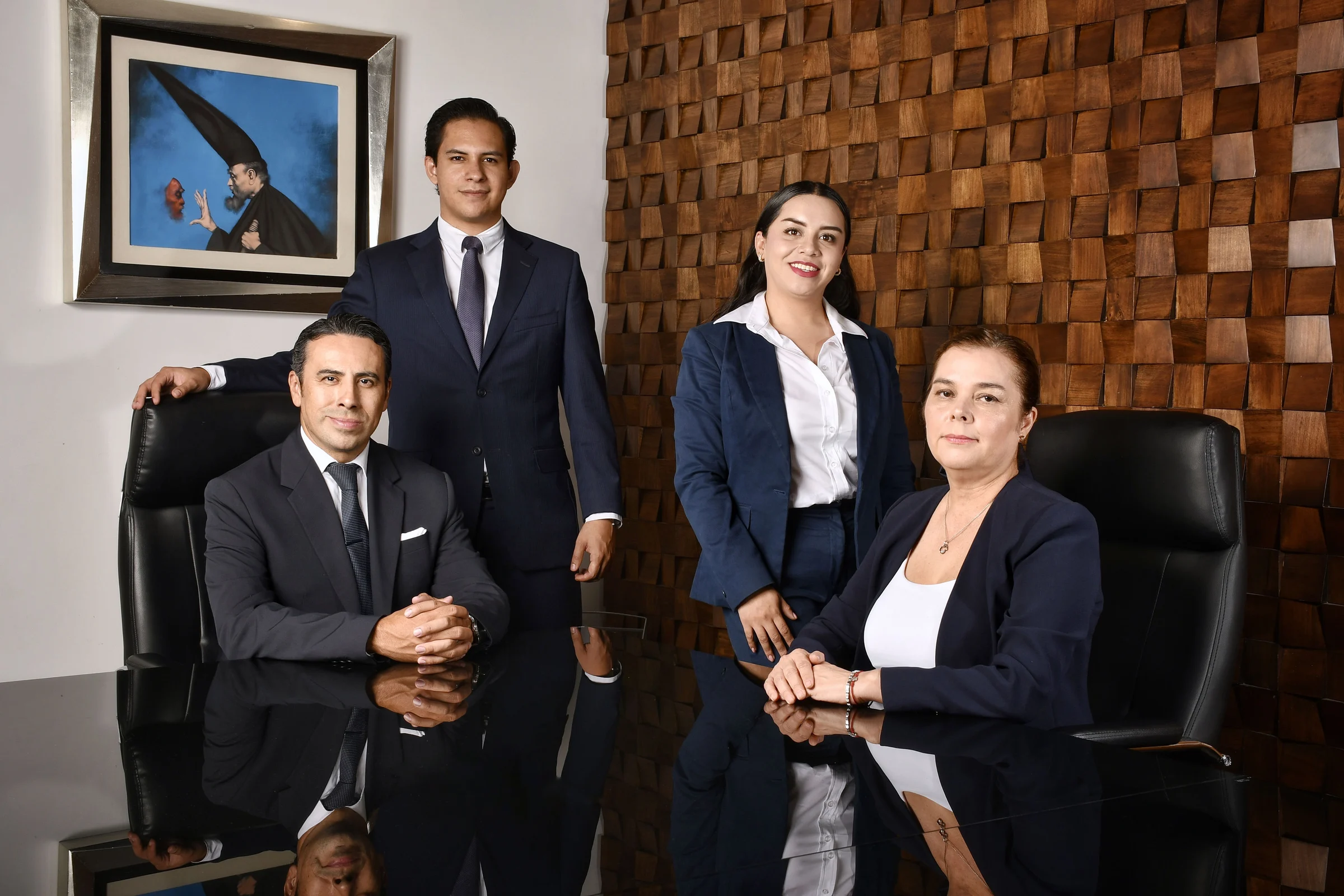 Abogados de IUS HOMINEM en el despacho